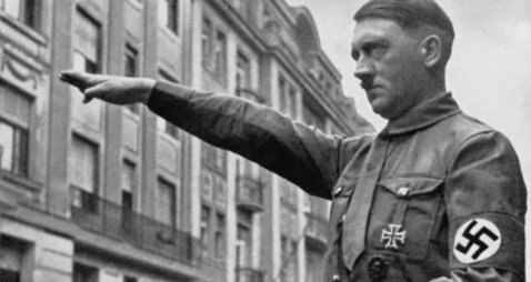WehateNoahuugly's tweet photo. adolfo hitler must be very proud of noah schnapp When it comes to being the two worst people to ever walk the earth https://t.co/CKCbEGYIXk