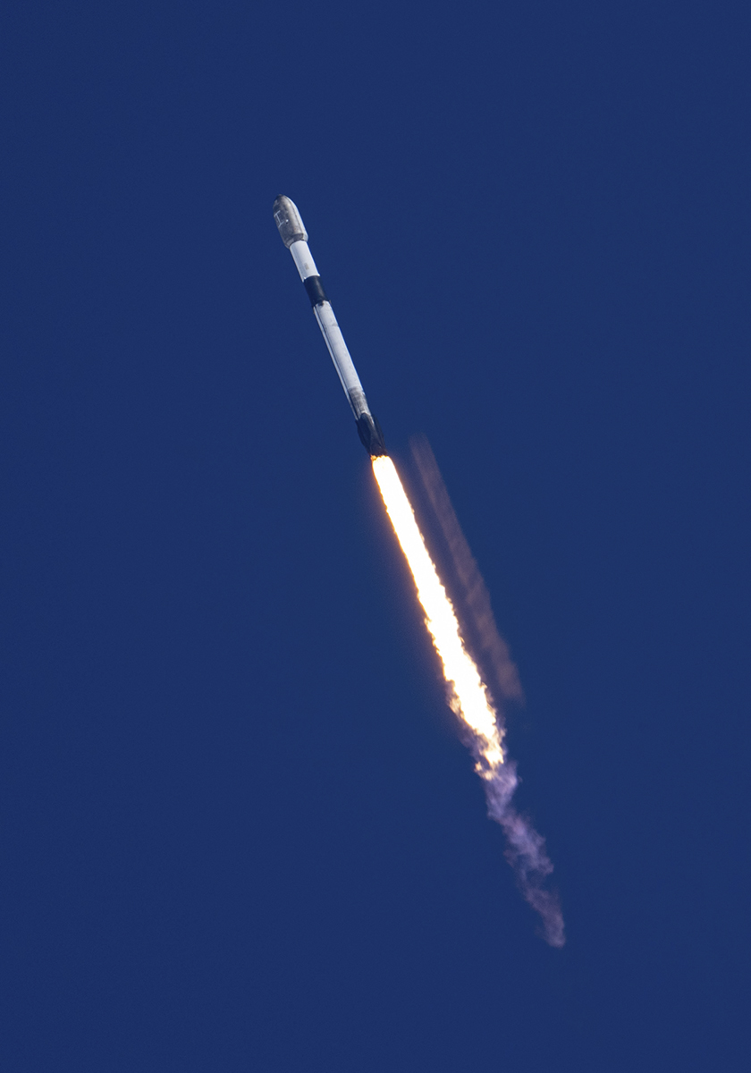 SpaceX's tweet photo. Falcon 9 launches 24 @Starlink satellites from California https://t.co/VxaSakL8u4