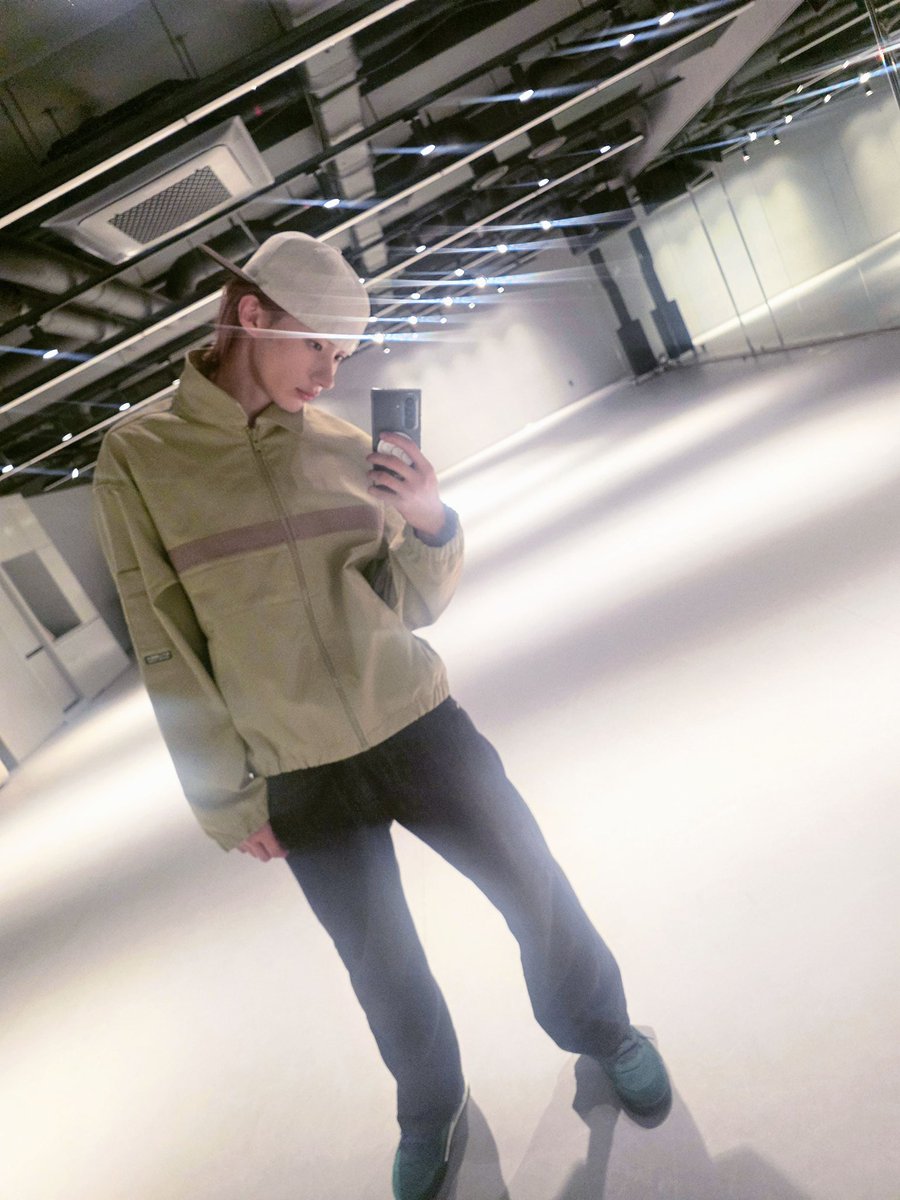 riizetalk's tweet photo. 🦕💭 • 260805 
[3:32 AM KST] 

gn https://t.co/Cj1UfaPwGq