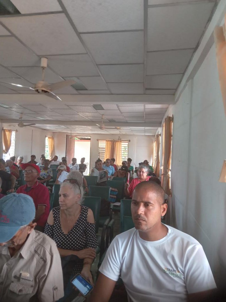 Yamilesy1's tweet photo. Plenaria municipal en #NuevaPaz , tratando temas medulares en el funcionamiento de la organización partidista.
#Mayabeque 
#CubaEstáFirme 
@ELVIOESPIN61246 
@PedroFrancoCab2 
@PartidoPCC 
🇨🇺🇨🇺💪💪🇨🇺🇨🇺🇨🇺🇨🇺 https://t.co/ypWZGwAhD0