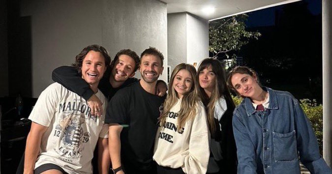 aboutfavs's tweet photo. essa ft mudou vidas https://t.co/tbxg92jqDX