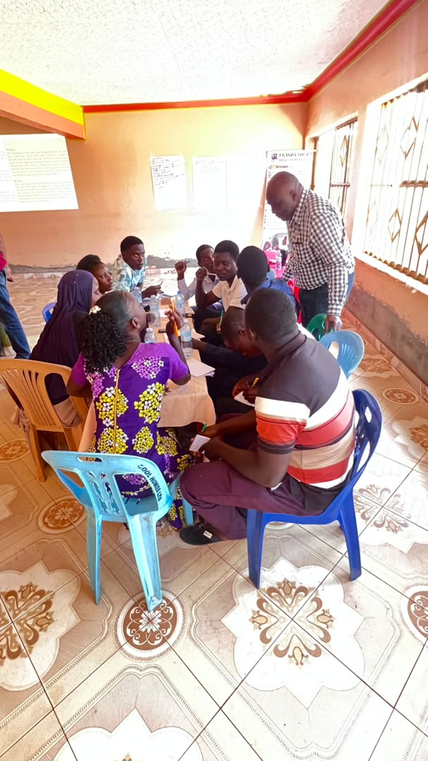 uydelx's tweet photo. Day One of the Prevention and Countering of Violent Extremism (PCVE) Training of Trainers is underway in Namayingo District.

With support from UNODC, UYDEL has brought together 31 youth leaders and local stakeholders (24 male, 7 female) to strengthen knowledge and skills to prevent violent extremism, drug abuse, criminal recruitment and radicalisation.Through interactive learning, participants explored the drivers of radicalisation and the importance of early prevention, rehabilitation, safe reintegration and community resilience.Together, we're empowering young people to become champions of peace, safety and resilience in their communities.

#PreventViolentExtremism #PCVE #YouthEmpowerment #CommunityResilience #PreventDrugUse #UYDEL #UNODC #Namayingo