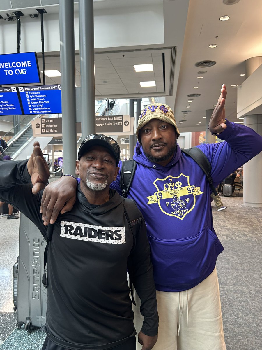 CoachReg28 tweet picture