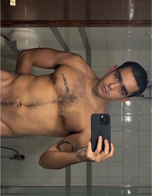 flashbackshub's tweet photo. Let’s not forget about Omar Ayuso from ‘Elite’. What a cast! ✨ https://t.co/82CnbeblM2