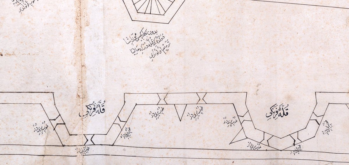 bas_gksl's tweet photo. Estergon Kalesi'nin ele geçirilmesi ve tamiratının hemen ardından çizilen 1543-44 tarihli Osmanlı planı; trace italienne’ın Osmanlı askeri mimarisindeki izdüşümü 'Firengi kuleleri'ni ve değişen savunma mimarisinin Osmanlı sistemine entegrasyonunu gösterir cinsten! https://t.co/zwAwdl0gdp