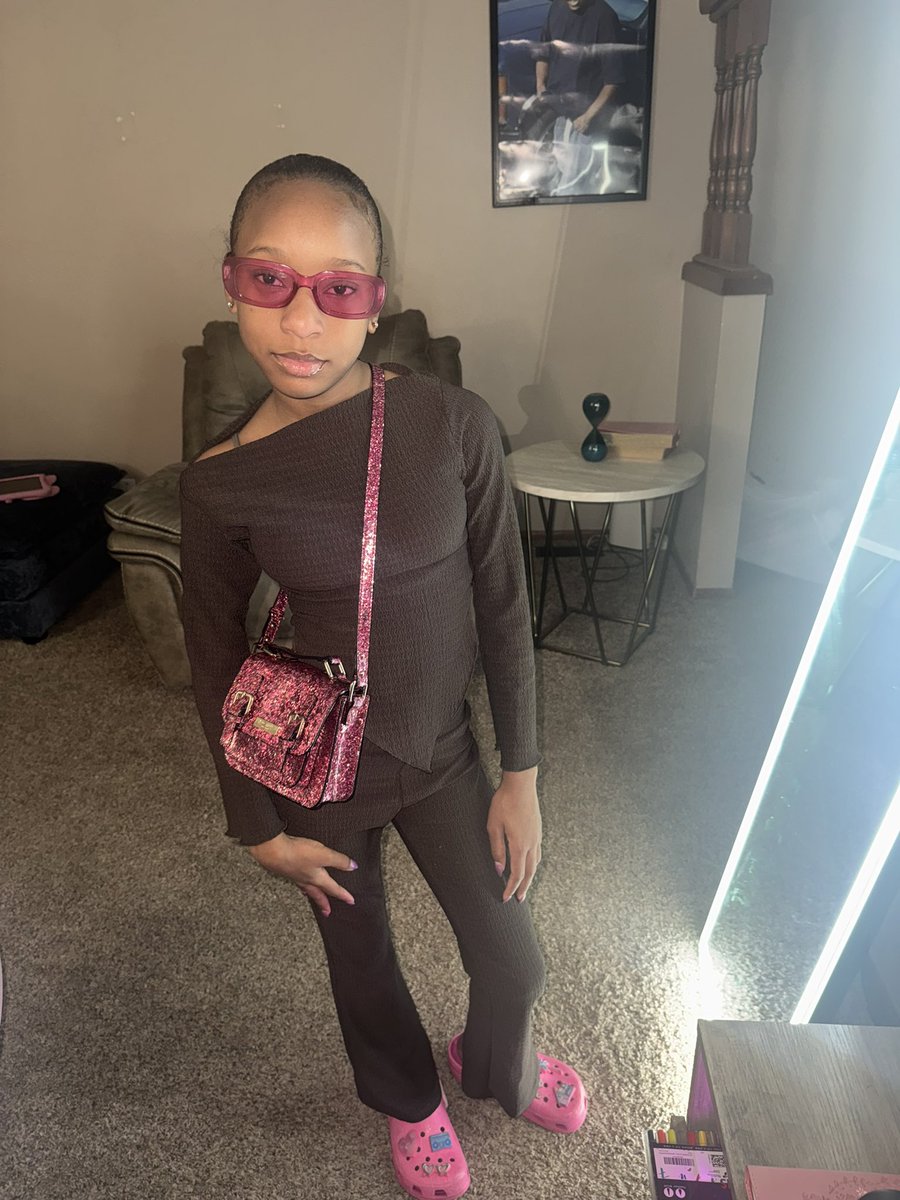 giveem_dablues's tweet photo. So proud my baby was selected to be apart of history in the making! Identity Preparatory School! It is the first state-approved, Black-founded all girls school in Nebraska history. 🩷📝 📚 https://t.co/Bk8qIBmRUO