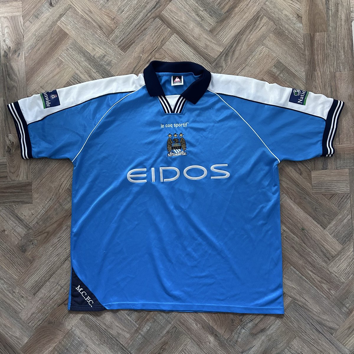 MCFC_Shirts's tweet photo. #MatchWorn Manchester City 1999-2000 home shirt. Worn by Spencer Prior during the run in which saw him become a pivotal signing with important goals. #mcfc #ManchesterCity #ManCity https://t.co/u4i9RbVy0f