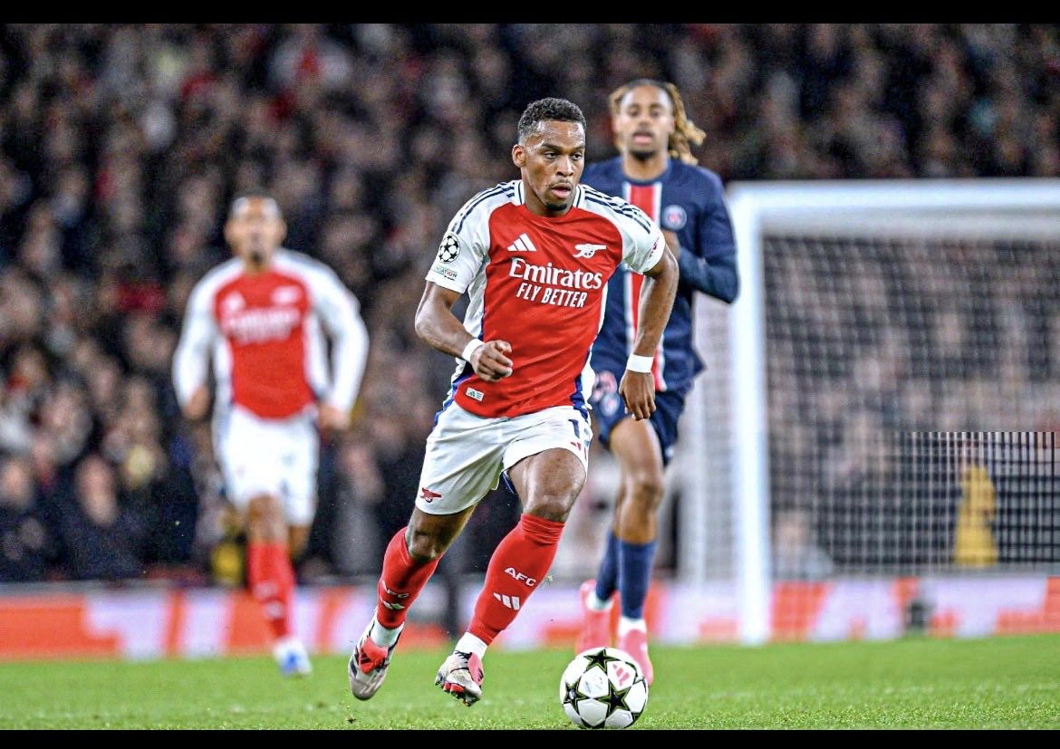 CryptoAccumula2's tweet photo. @BiggyOpeyemi @ultimate_kombo Oh right, because absolutely no one from Ajax has ever succeeded abroad. Must’ve imagined Cruyff, Bergkamp, Seedorf, Sneijder, De Ligt, Frenkie and Timber. My bad. https://t.co/DTc0ccdkyi