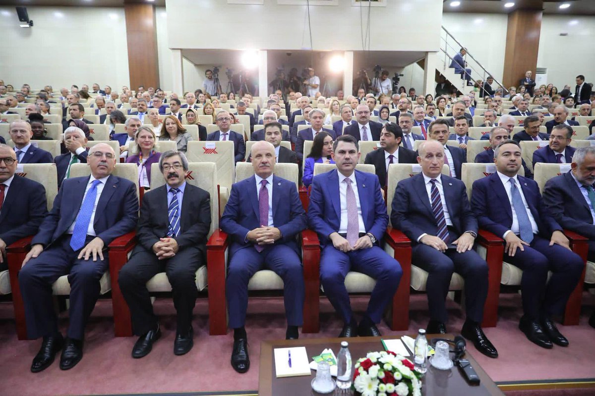 beusosyalmed's tweet photo. Bitlis Eren Üniversitesi Rektörü Prof. Dr. Necmettin Elmastaş, YÖK COP31 İstişare Toplantısına Katıldı

https://t.co/UO5UEWSwyW

@erolozvar @YuksekogretimK https://t.co/pJ3sgTmgIG