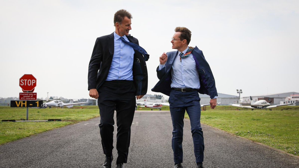 andy4wm's tweet photo. Good to see diggers finally in the ground at Coventry Airport.

This is beginning to realise the potential we identified during my time as Mayor, when we secured Investment Zone status from Jeremy Hunt.

The plans are now beginning to deliver.

https://t.co/KxddxWBhU4 https://t.co/R6dzcd3H8S