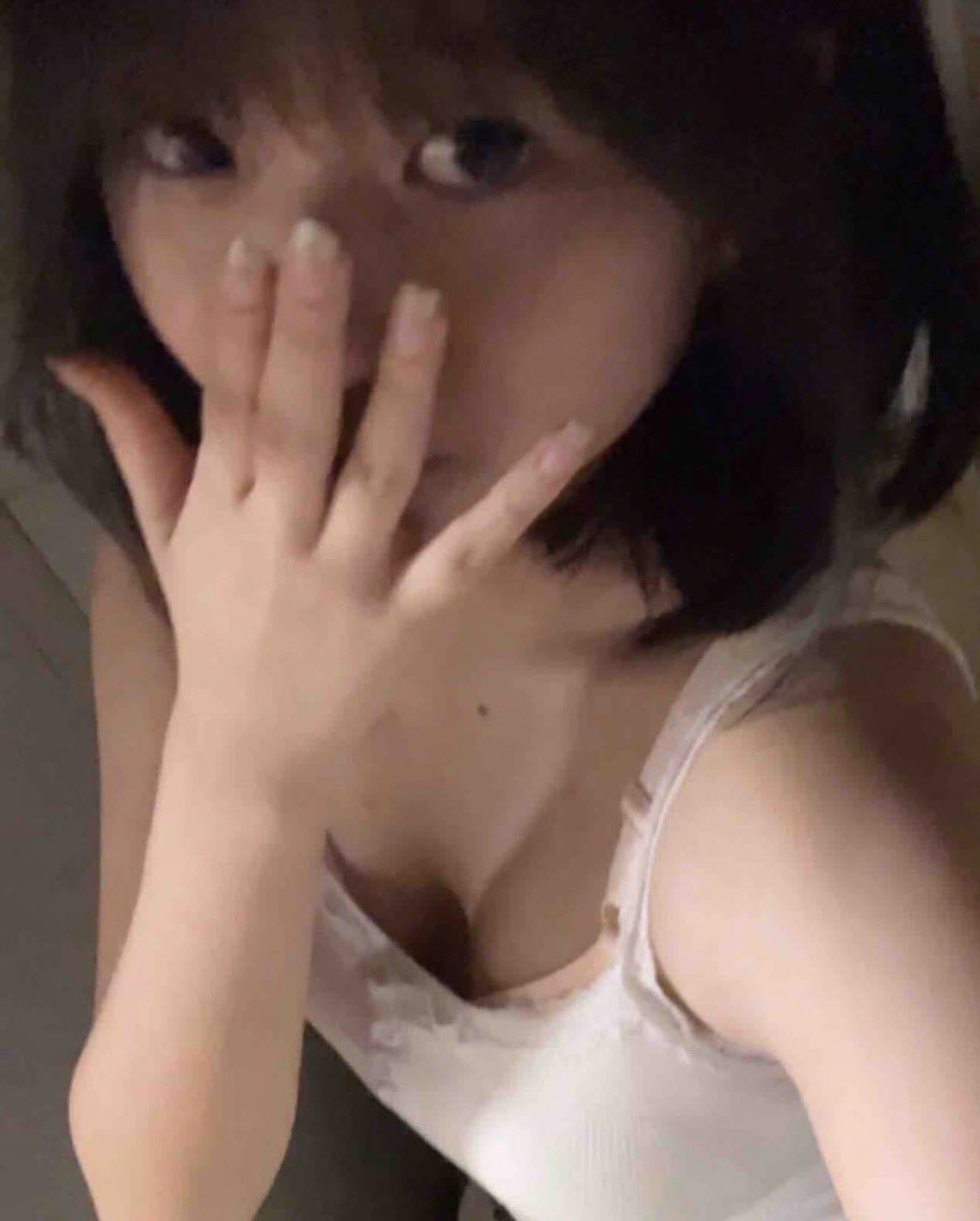 Z1hwo8p's tweet photo. 哼哼有没有想我想到射呢？ #求精 #反差 #母狗 #婊子 https://t.co/m7Wm1CoG8R