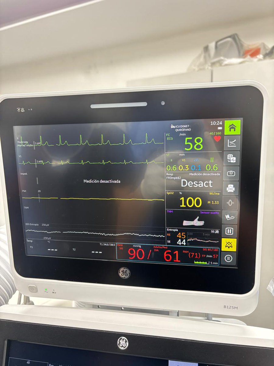 IsssteAgs's tweet photo. 📰 #COMUNICADO
Realiza ISSSTE jornada de neumología intervencionista en Morelos para combatir cáncer pulmonar y otras enfermedades respiratorias.
🔗https://t.co/eso0ocsq40 https://t.co/ROxUNbHK57
