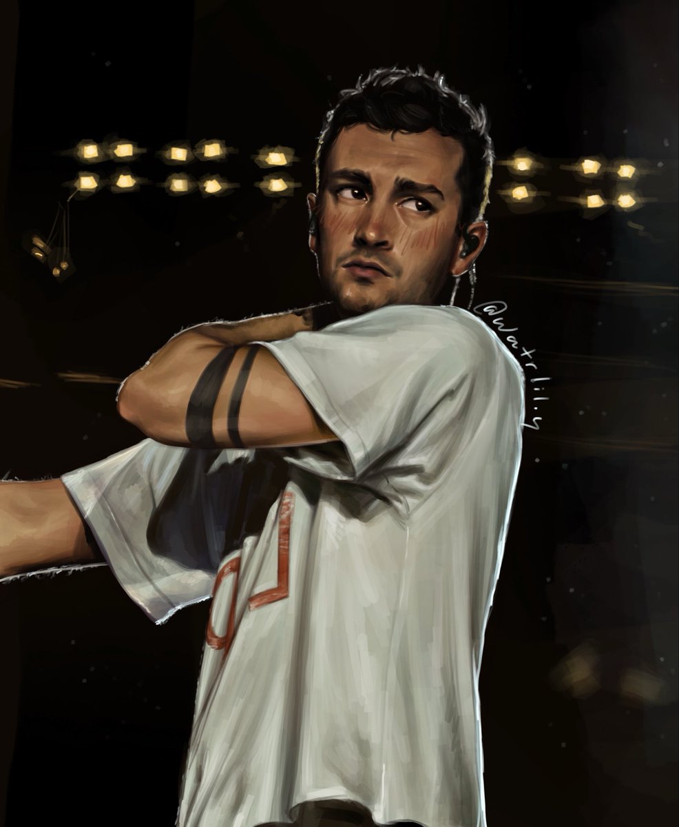 watrlil_y's tweet photo. tyler joseph everybody! YAYY
#twentyonepilots #tøp #tylerjoseph https://t.co/qtmLItmrWt