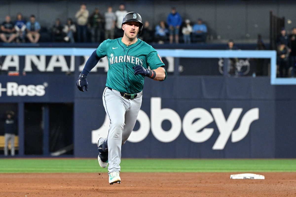 mlbtraderumors's tweet photo. Mariners Release Mitch Garver, Rob Refsnyder https://t.co/6S43epSK6X https://t.co/1oEFrLF2yu