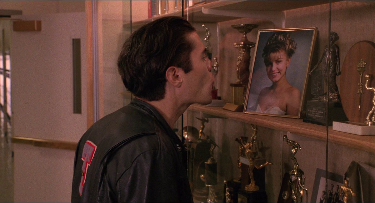 BlackLCult's tweet photo. David Lynch's "TWIN PEAKS: FIRE WALK WITH ME" (1992) https://t.co/Qn0iNr1Emv