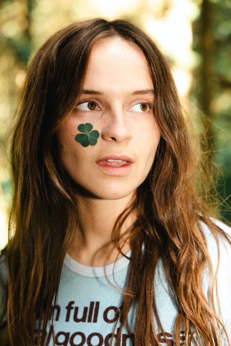 GabrielleAplin's tweet photo. #newprofilepic #bebo https://t.co/siF3VFtGkR