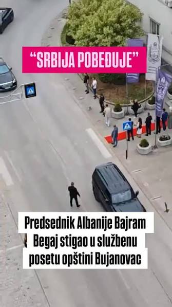 bobandaba10's tweet photo. @OlgicaRajkovic A JA vas BOTINE I IZDAJNIKA ŽVALONJU ZA OVOJ https://t.co/chc8eFhtG2