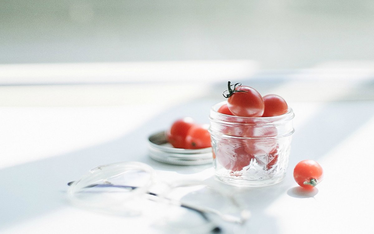 sittir's tweet photo. Just tried the new organic cherry tomatoes from the local farm—bursting with natural sweetness, no weird aftertastes, perfect for a quick salad! https://t.co/vP9ivflZiF