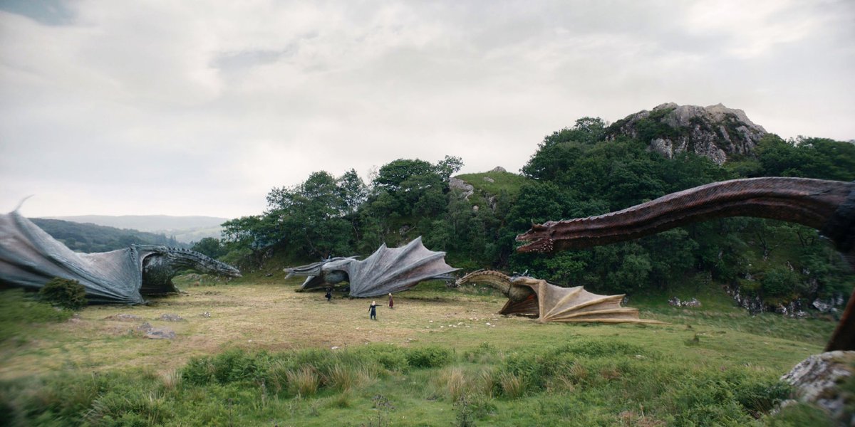 jjmileo's tweet photo. “Queen Rhaenyra rode the huge and formidable dragon Syrax.”

meanwhile hotd: https://t.co/bJMBUxlOsv