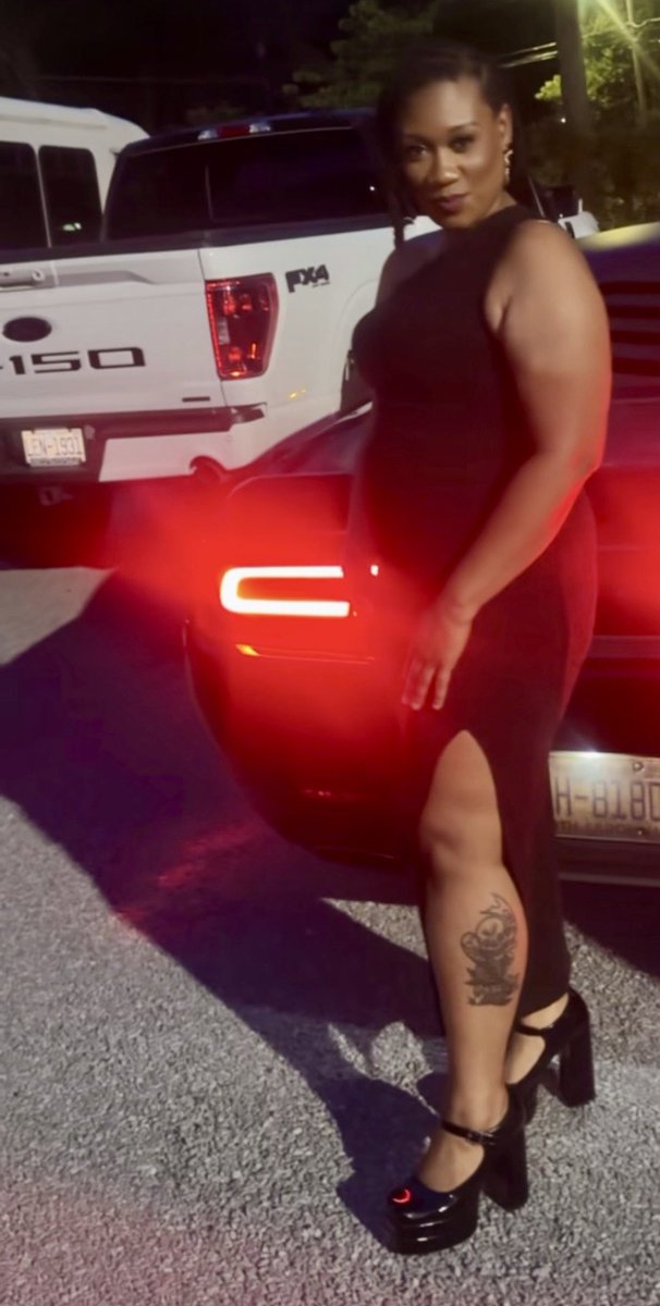 idkmyrealnamebo's tweet photo. If your fantasy includes a confident Black Domme and a little role reversal… welcome home. 🖤 https://t.co/6eDljc7lCv