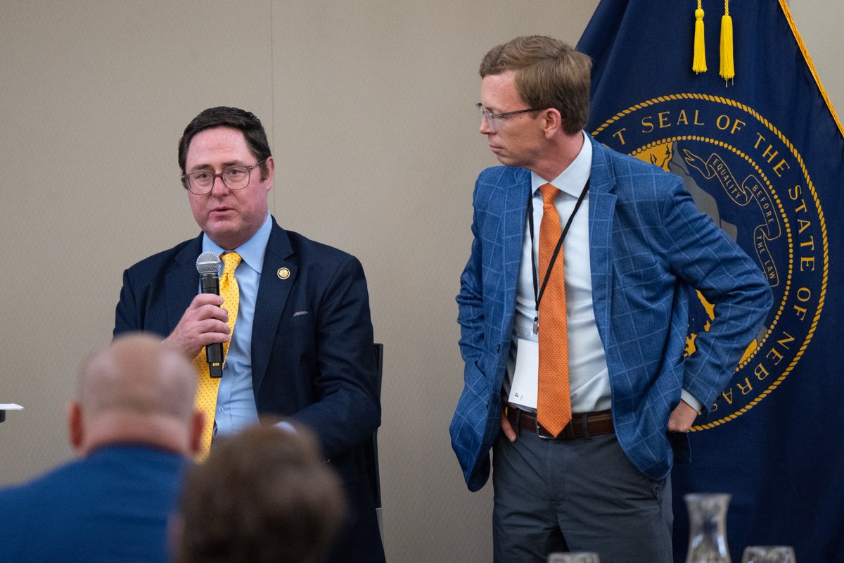 USRepMikeFlood's tweet photo. Had a great fireside chat with @CFTC Chair Selig at this year's Flyover Fintech, discussing his priorities as well as his work on prediction markets!

We also had a thoughtful Q&amp;A, covering the future of digital assets, financial innovation, and the evolving regulatory landscape. https://t.co/SsWJkz6arH