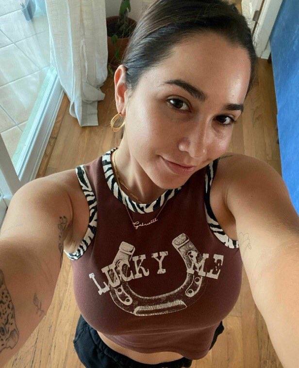 mary01494's tweet photo. Lmk if you’re not yet added to my horny group chat 🍆📷
msg me https://t.co/4tarnTER3F