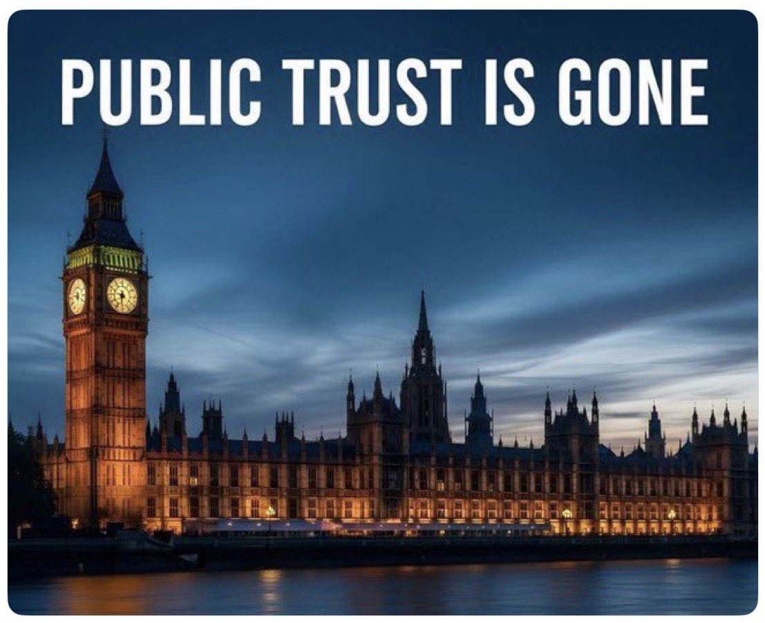 handleb96204027's tweet photo. @KieraDiss VOTE   #RestoreBritian #RobertLowe 
#UK  save yourselves!

  #UKLabour  are ruining your lives and do not care about you.
#BBCNews #guardian #BBCr4today #MetroUK #cnni  

#DeportIllegals the ingrates!

#Taxpayers are sick of paying for these lazy lowlifes. https://t.co/fBe7hfiszS