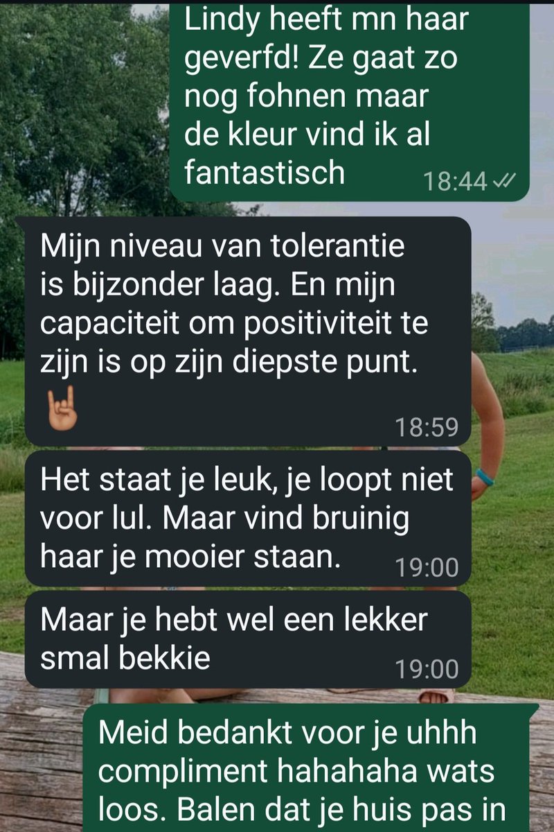 MinetteHolwerda's tweet photo. Ik heb van die heerlijk eerlijke vriendinnen 🤣🤣🤣❤️ https://t.co/0qdOcN6XcM