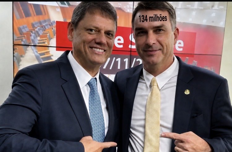 rnaldobl63's tweet photo. PP , União Brasil , Podemos , Republicanos abandona palanque e dificulta cenário de Flávio
BolsoMaster https://t.co/7hBZ4KPPx4