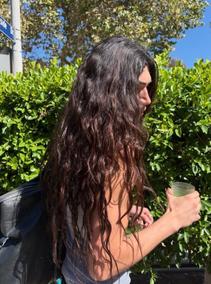 rommspnd's tweet photo. new actress for Rapunzel life action just got revealed https://t.co/7OoWNFanvV