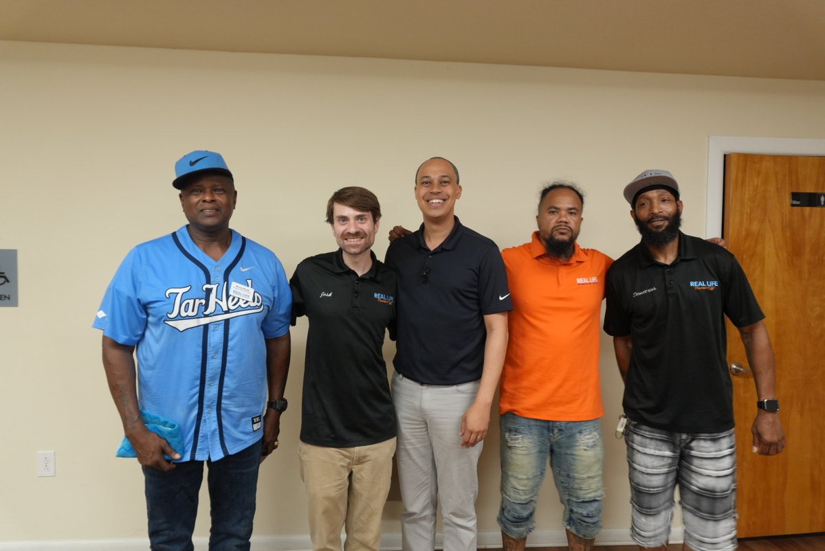 AGJayJones's tweet photo. I was in Petersburg this afternoon, joining REAL LIFE on a Peace Walk. REAL LIFE works to reduce violence by engaging vulnerable community members and connecting them with resources. Grateful for organizations like REAL LIFE for their commitment to lasting public safety. https://t.co/JAwAkb8uN9