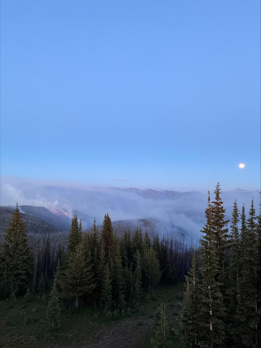 NWS_IMET_OPS's tweet photo. . @NWSCharlestonWV IMET en route to #PtarmiganFire near Mazama, WA #WAwx #WAfires @NWSSpokane @OkaWenNF https://t.co/vibLPCWAFY Photo courtesy @inciweb https://t.co/CdaU6kxAV7