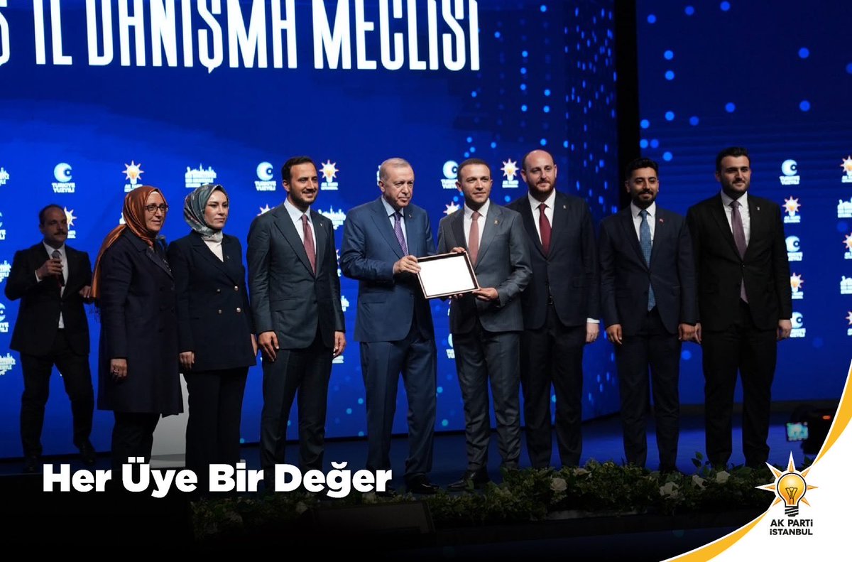 mehmetyanktr's tweet photo. Her Üye Bir Değer https://t.co/spW7hkOEys