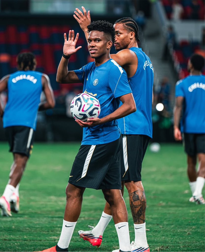 Tunnykvng's tweet photo. The reasons Brazil left the World Cup early 🇧🇷💙 https://t.co/edHK4FSVVw
