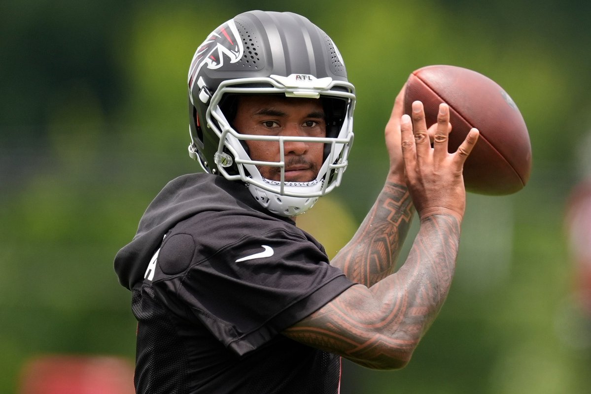 RiseUpReader's tweet photo. Rap: Tua Tagovailoa likely to be named Falcons’ Week 1 starter. https://t.co/TcwIctkMDV