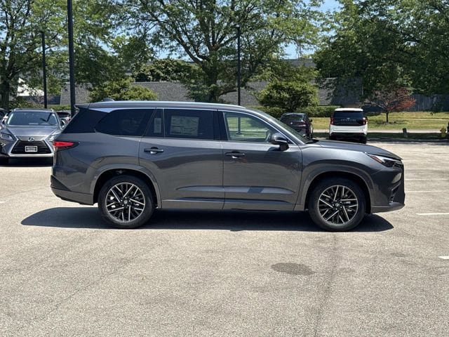 FieldsAuto's tweet photo. Three rows, zero compromises. The 2026 #Lexus #TX350 Premium in Cloudburst Gray just landed at Fields Lexus Glenview. AWD, 14" Lexus Interface, heated & ventilated NuLuxe® seating.
Call 847-510-5535 or visit https://t.co/U5RCf1l6oR
Stock No. L260823. #LexusTX https://t.co/qI4zLj89aA