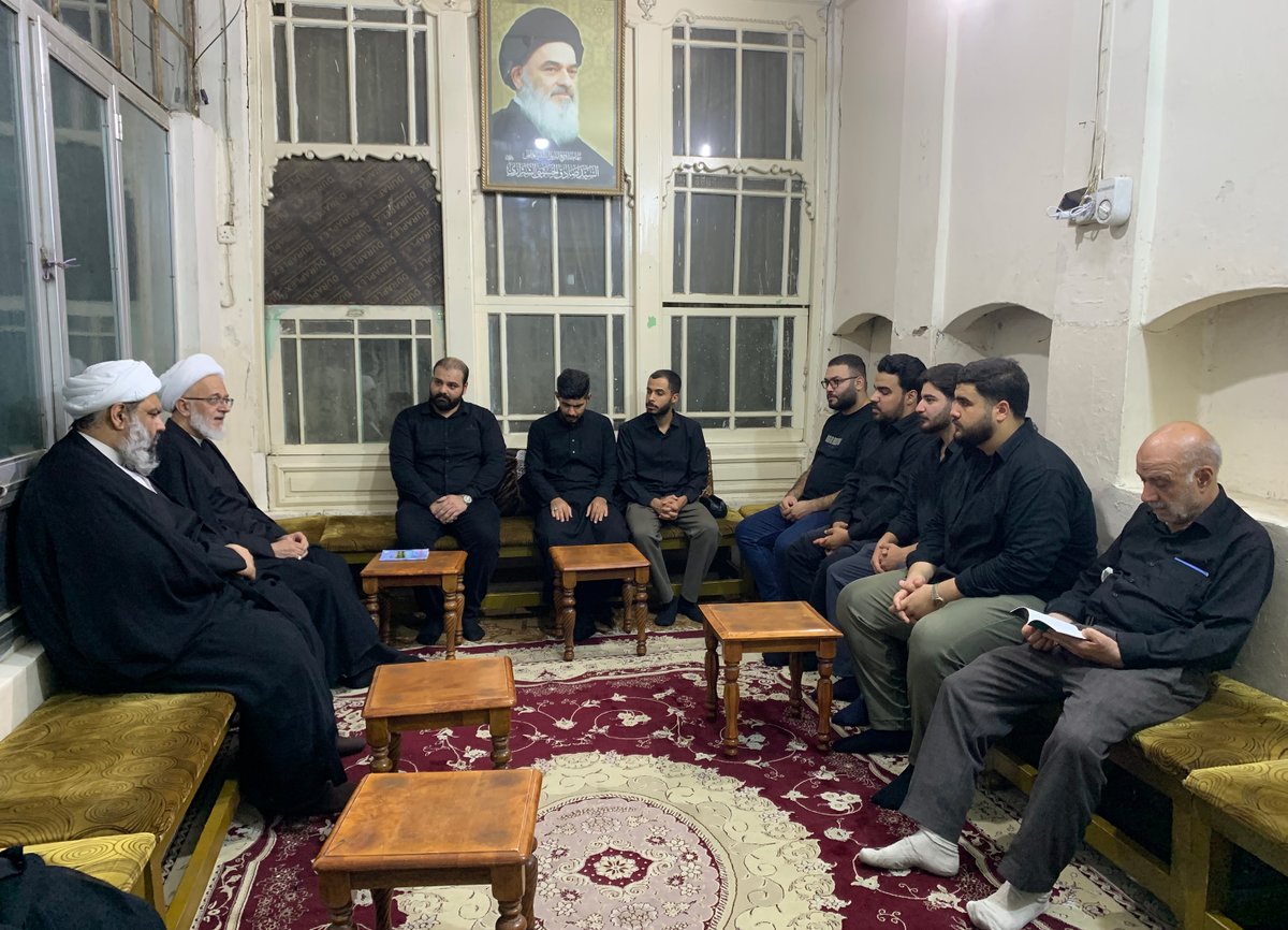alshirazinet's tweet photo. 🛑 مكتب سماحة المرجع الشيرازي دام ظلّه يستقبل جمعاً من طلبة جامعة البصرة
ليجري الحديث حول عوامل بناء الإنسان الناجح ذي المبادئ والقيم العالية والهادف نحو إصلاح المجتمع، التمسّك بالثقلين وضرورة معرفة فضل أهل البيت عليهم السلام

التفاصيل:

🔻 https://t.co/5YFIH5HfUv https://t.co/fvkW5PzacG