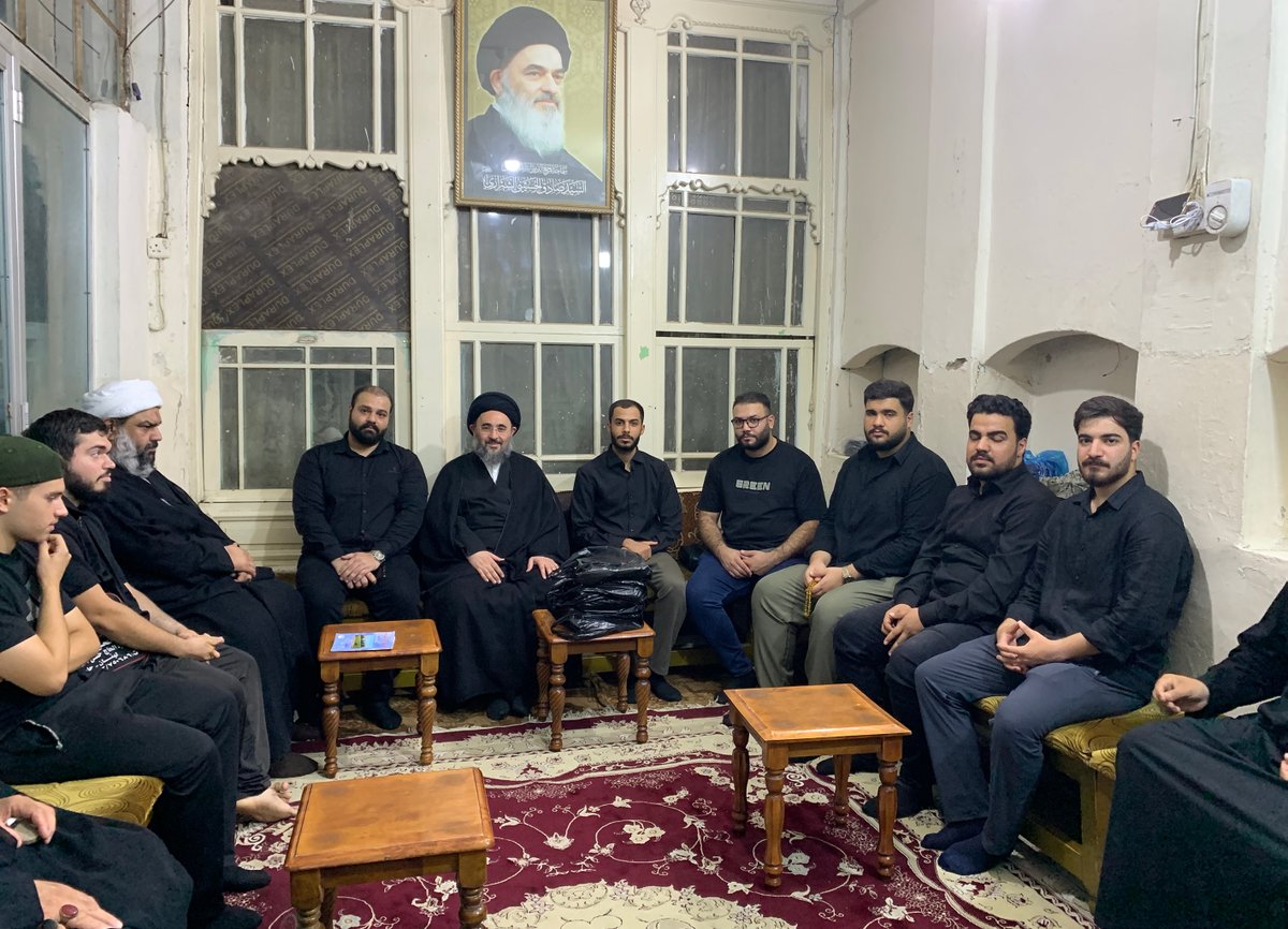 alshirazinet's tweet photo. 🛑 مكتب سماحة المرجع الشيرازي دام ظلّه يستقبل جمعاً من طلبة جامعة البصرة
ليجري الحديث حول عوامل بناء الإنسان الناجح ذي المبادئ والقيم العالية والهادف نحو إصلاح المجتمع، التمسّك بالثقلين وضرورة معرفة فضل أهل البيت عليهم السلام

التفاصيل:

🔻 https://t.co/5YFIH5HfUv https://t.co/fvkW5PzacG