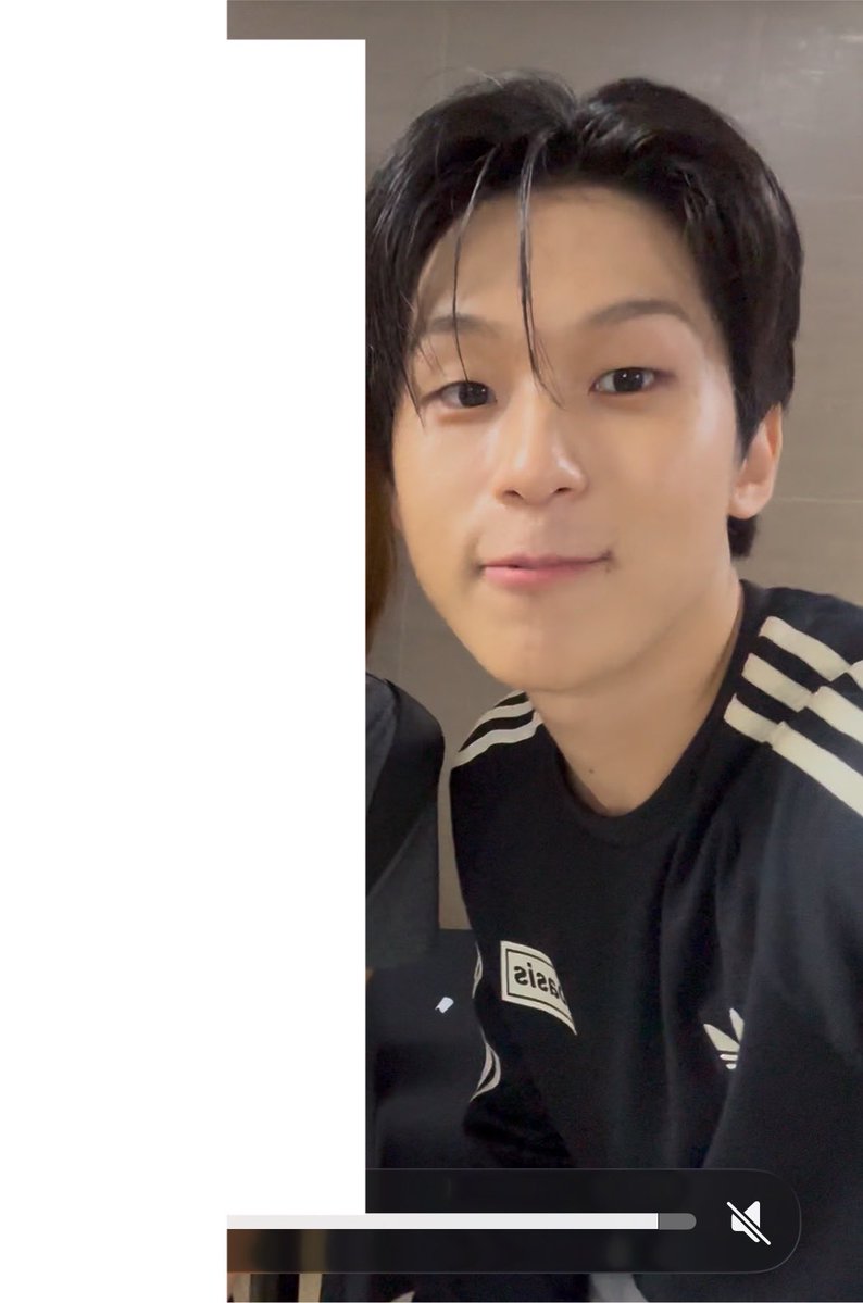 yeonge28's tweet photo. 내 기니…….. https://t.co/MbjnxPq3ny