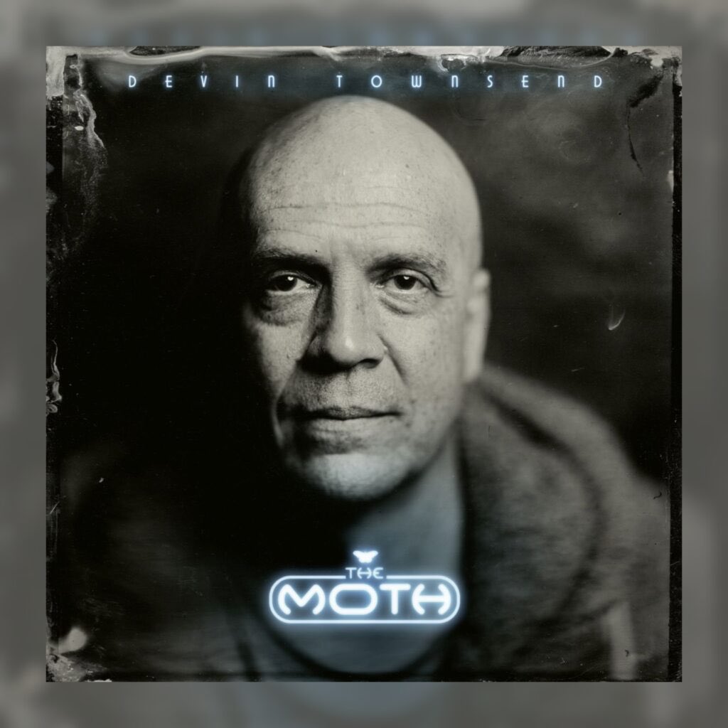 sesiniac11's tweet photo. PAZAR’DAN SEÇMECE:
Devin Townsend - The Moth
Experimental / Progressive Metal / Rock Opera

https://t.co/47NkHgJRxS

“…bu aralar bir albüme tekrarlı dinleme şansı verecekseniz, o albüm bu albümdür diyebilirim!”

@suleymanonur, son @dvntownsend albümü #TheMoth’u kaleme aldı. Keyifli okumalar…