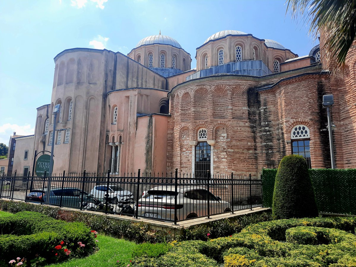 __muhterizz_'s tweet photo. Molla Zeyrek Camii https://t.co/rhAjVZdUCu