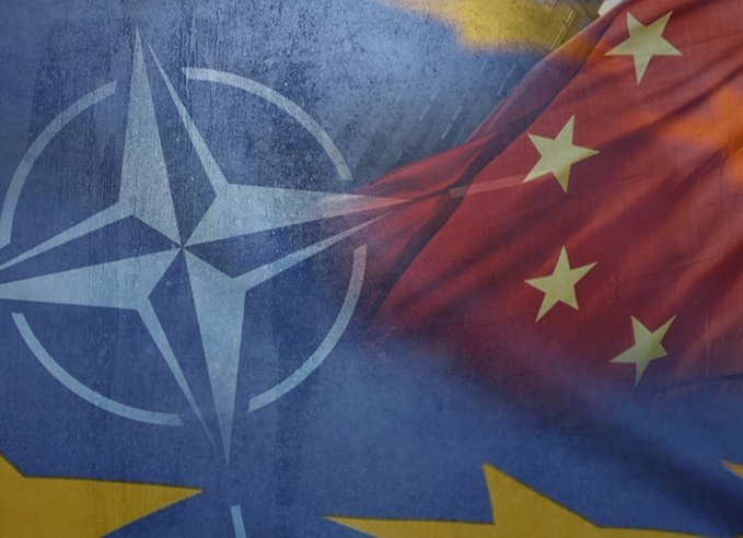 ArifOzel2's tweet photo. Yeni Hegemonya ve Azalan Kâr Savaşları Eşiğinde NATO 
(Seri yazı)

Kapitalist çağda savaş iki temel işe hizmet etmektedir: Birisi sistemin hamisini güçlü tutmak, diğeri ise azalan kâr oranlarını toparlayıp kaçınılmaz sonu ötelemek. Bu nedenle çağımızda savaşlar, aslında kesin neticeler almak için değil; sistemi ayakta tutmak, tarihin seyrini yavaşlatmak, neticeyi geciktirmek için açılmaktadır.

1. https://t.co/UWibCa0wic

2. https://t.co/LMMqWTvl9M

3. https://t.co/zfmn8tQKpD

4. https://t.co/zn3SUXFvHL

5. https://t.co/4pphIwQ8rO

....