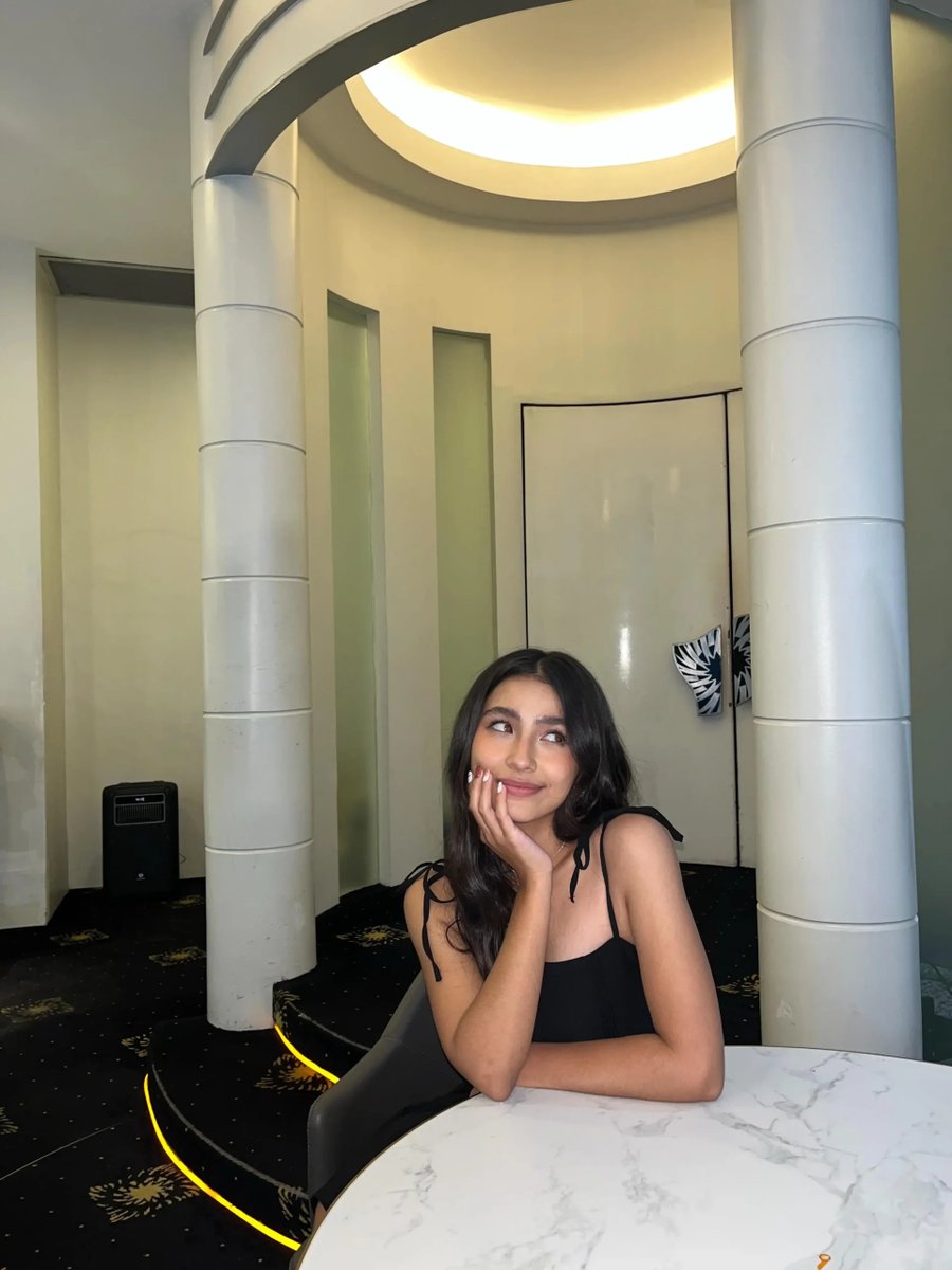 ProdigalHomeGal's tweet photo. Kanata Tapia remains a promising Filipino aspiring actor, model, and former reality television contestant, noted for her participation in Pinoy… 

Read More: Kanata Tapia Biography: Age, Net Worth, Siblings, Parents, Height, Pictures, Family, Movies,… https://t.co/FjNnLHVLXt https://t.co/k8Je36N9qD