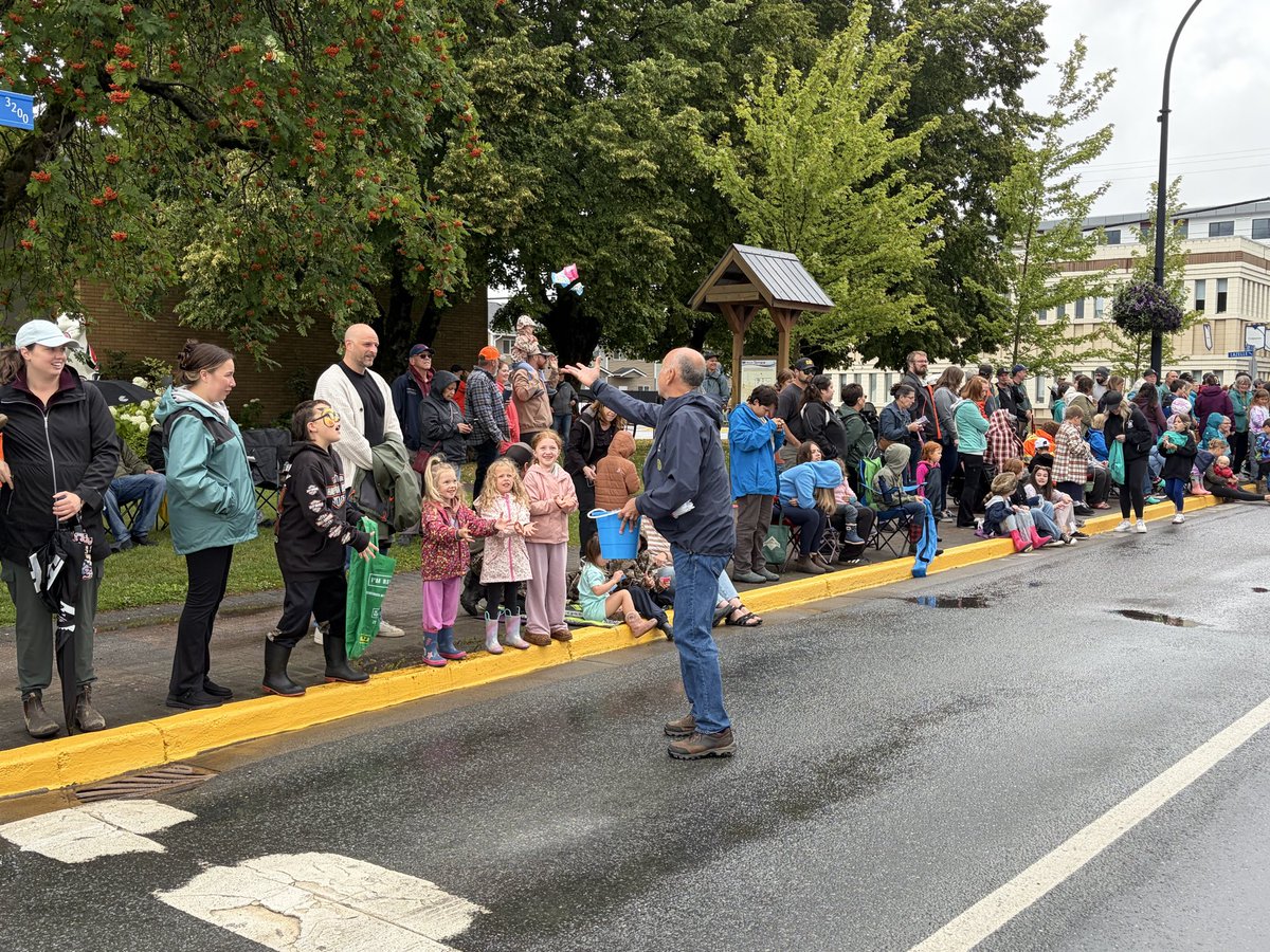 ellisbross's tweet photo. The rain cleared just in time for Riverboat Days in Terrace on Saturday for the parade!

It was great to see such a fantastic turnout for the parade and so many people out celebrating together.

A big thank you to my volunteers for handing out candy, and to the organizers and everyone who worked hard to make this year’s Riverboat Days another great success.