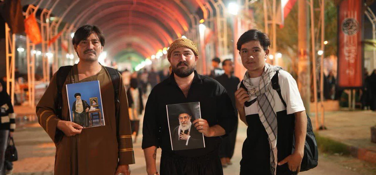 Yavar3138's tweet photo. هر کسی که امروز در کرمان قدم در مسیرِ جاماندگان گذاشته، یعنی بخشی از لشکرِ بزرگِ امامِ زمان(عج) است. بیعتِ ما با حسین(ع)، تا ظهور ادامه دارد. 🚩

#رستاخیز_امت
 #یا_لثارات_الحسین https://t.co/jT7cbfQKEG