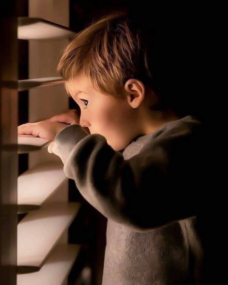 Hisham62507161's tweet photo. اللهمَّ أنتَ حسبي حين تضيق الحياة ، وأنتَ المُنتصر حين يغلبني الوجع ، اللهمَّ أنتَ عوني ونجَاتي حين أفقد الحيلة 🍃 https://t.co/xpXdHHc0Oy