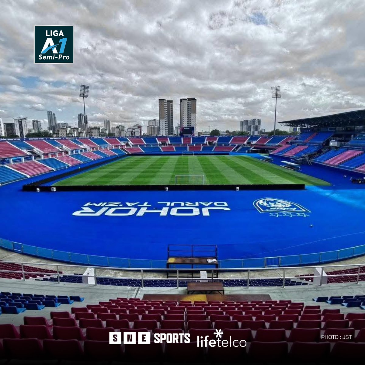 SNE_Sports's tweet photo. LARKIN IS BACK! 🏟️🔥
Tan Sri Dato Haji Hassan Yunos Stadium, Larkin—the legendary former home of JDT—is officially returning to action.
📷 : JST
#LigaA1SemiPro #JDTII #Larkin
#SNESports
#LifeTelco https://t.co/MJfQDQWSKm