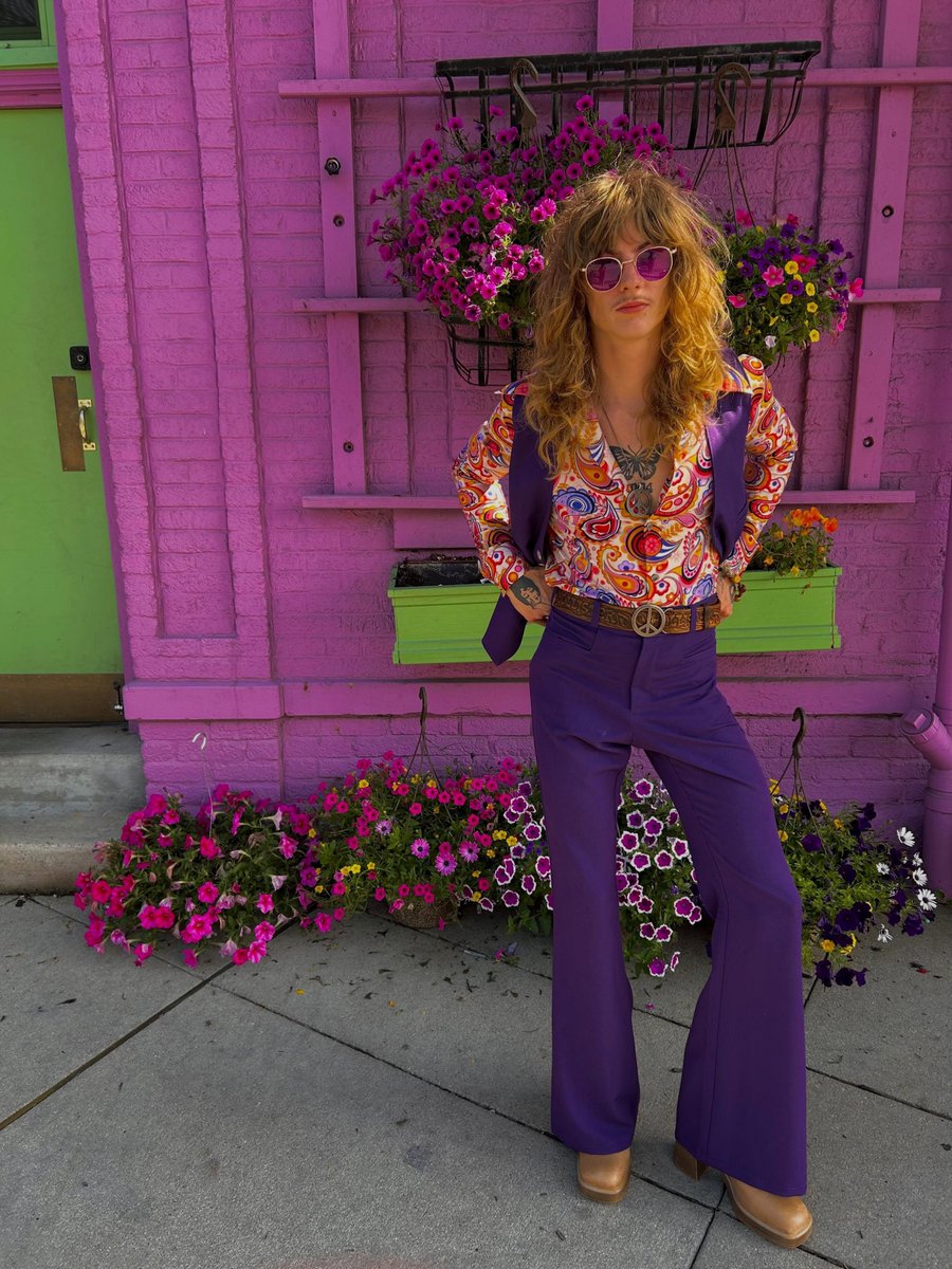 colecavn's tweet photo. ☼ be groovy or leave, man ☮︎ https://t.co/XmmOWGWSk1