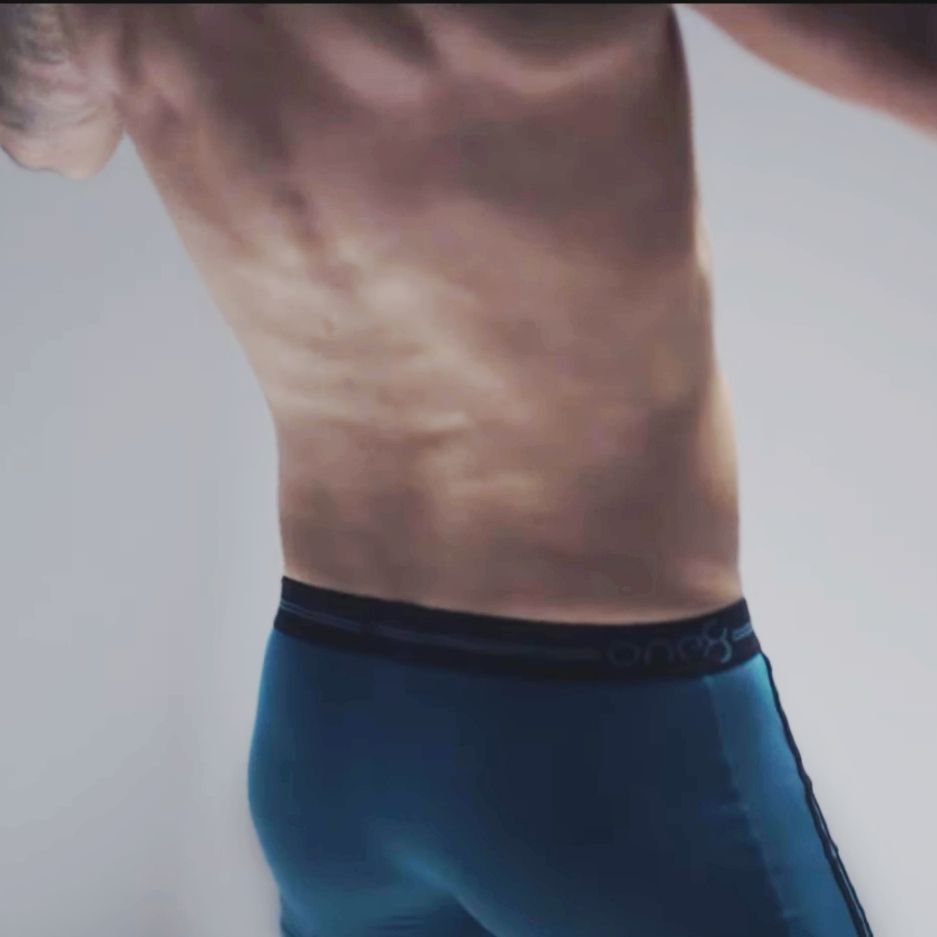 AddictedKohli's tweet photo. Time when kohli wasn't rich or famous and they used to get his all clothes removed to shoot his big ass for underwear ads🤤 https://t.co/dVCU7gkExU