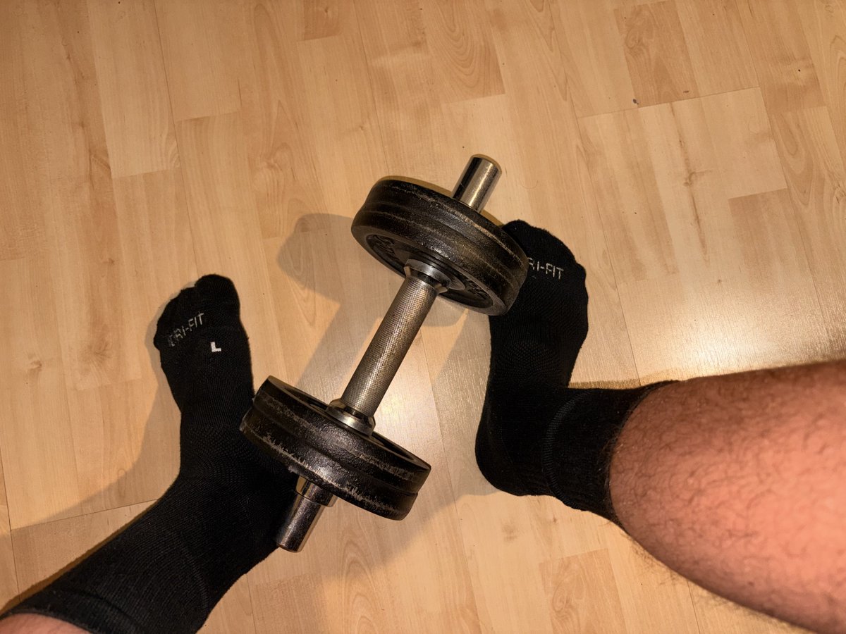 feet_yn's tweet photo. Who‘s ready to sniff my today’s sweaty socks? 
It‘s only day 1. Should i wear them for another day?😈 

#findom #cashmaster https://t.co/BAG1R9ZCjj